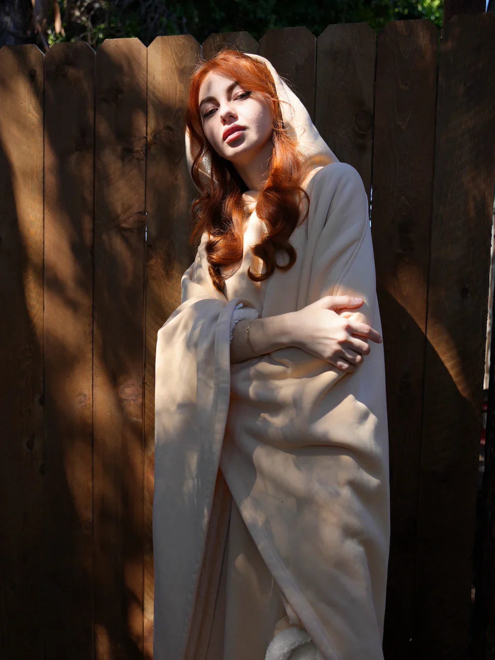 Bluza-Koc z Kapturem Oversize – ujęcie 13