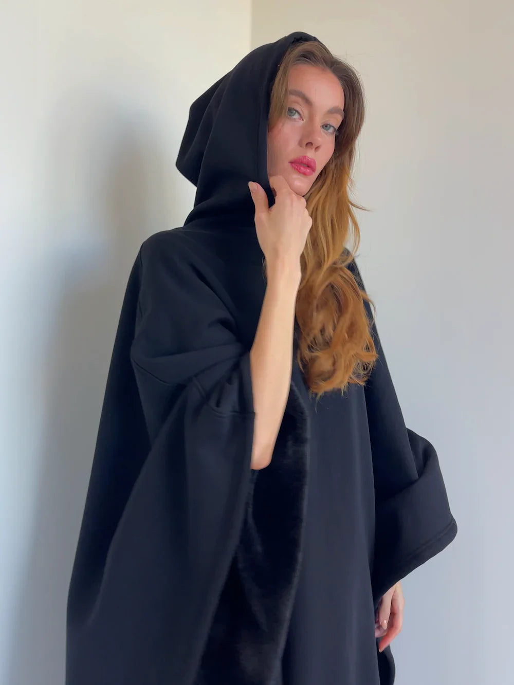 Bluza-Koc z Kapturem Oversize – ujęcie 15