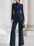 Komplet damski marynarka i szerokie spodnie granatowy