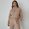 Komplet dresowy damski khaki - bluza na polzamek i spodnie