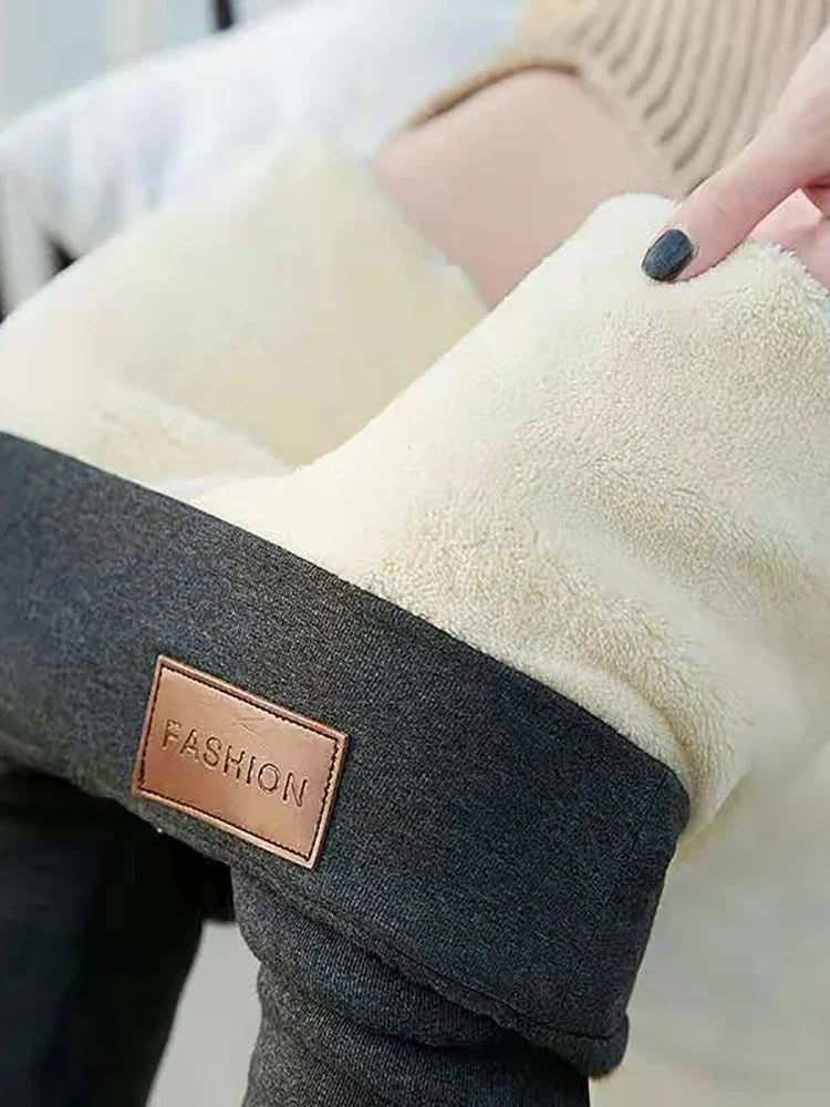 Legginsy damskie termoaktywne ocieplane ujęcie 10