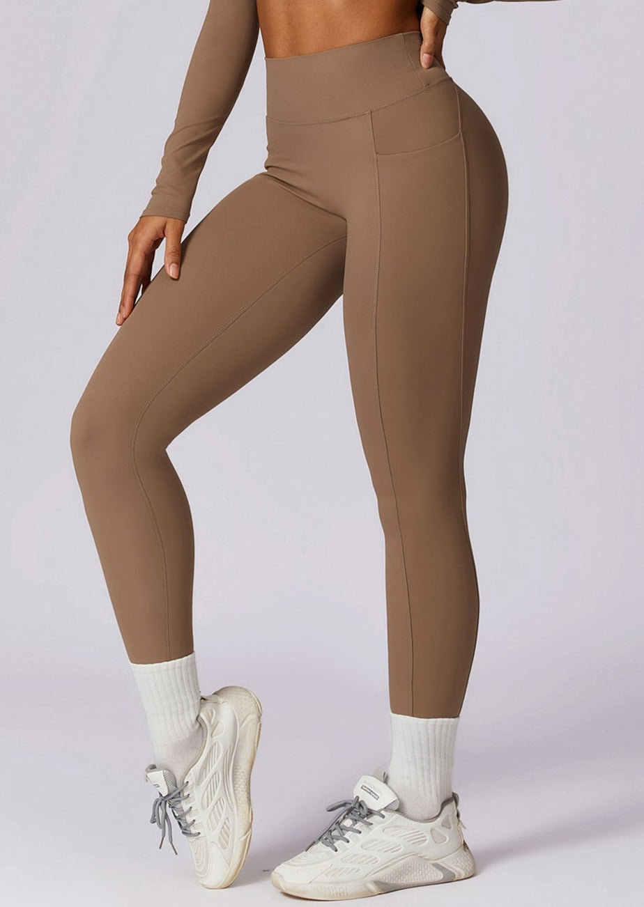 Legginsy damskie z kieszeniami brązowe bok