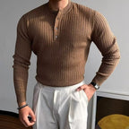 Męski sweter henley z prążkowanej dzianiny – brązowy