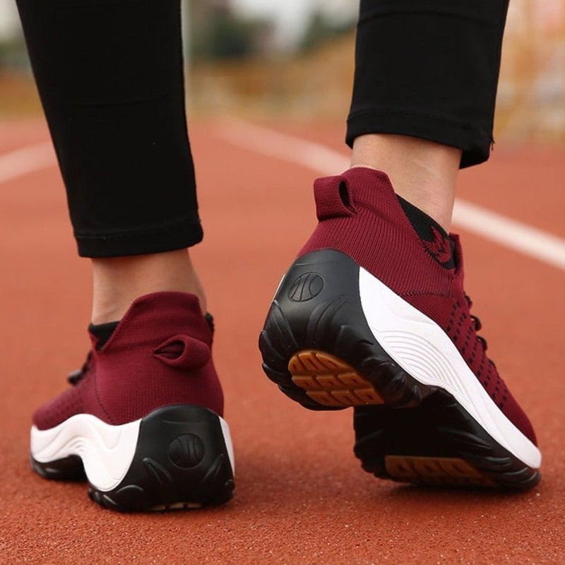 Sneakersy dzianinowe z pianką kolor biało-niebieski