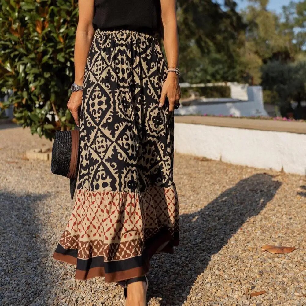 Czarna spódnica maxi damska boho z geometrycznym ornamentem