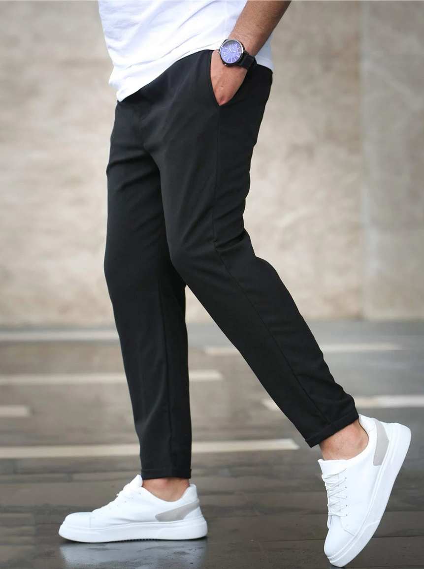 Spodnie męskie casual o prostym kroju ze stretchem – detal, Diamila Moda