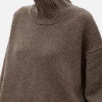 Sweter Damski z Golfem Oversize Dzianinowy