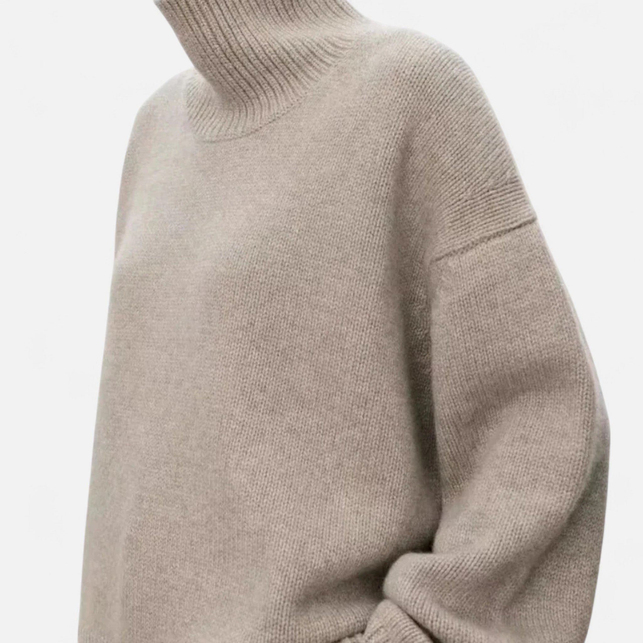 Sweter Damski z Golfem Oversize Dzianinowy